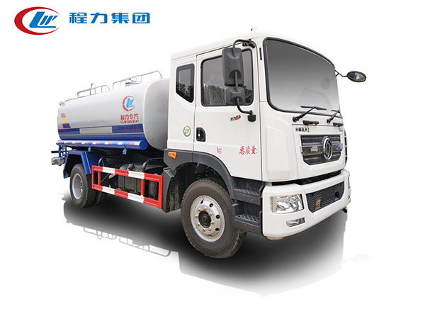 东风D9洒水车12立方