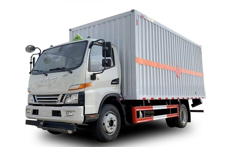程力腐蚀品罐车 CLW5160GFWD6 实拍图一