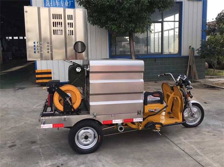 程力纯电动洒水车 CLW5041GSSBEV 实拍图四