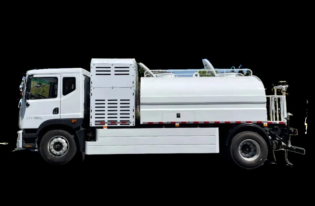 程力纯电动洗扫车 CLW5180TXSBEV 型号参数（18吨）