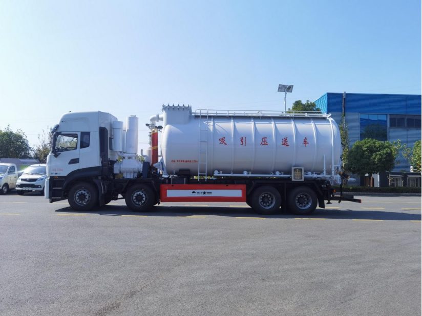 程力自卸车 CLW5310ZLJD6 实拍图一